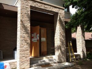 Dr.Ari Voudouris's office